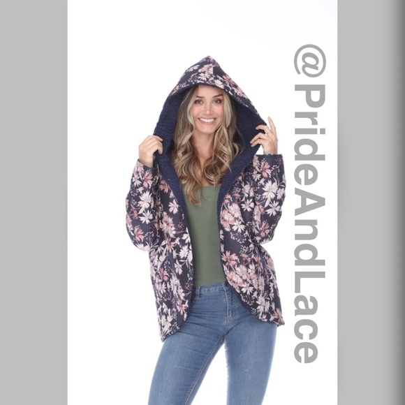 NAVY FLORAL FAUX FUR LINED CARDIGAN - Picture 3 of 4